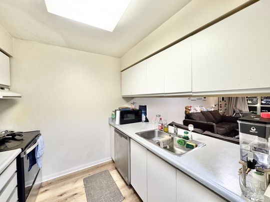 For Lease - 12 Laurelcrest Street Unit# 909, Brampton, Ontario - Photo 1