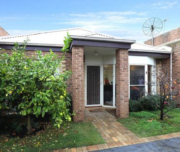 2/63 Farnham Street, Flemington VIC 3031 - Photo 6