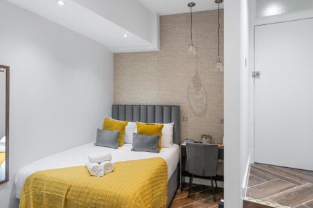 1 bedroom serviced apartment to rent - Photo 3