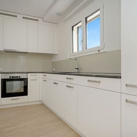 Schöne 2.5-ZW mit 2 Balkone im Zentrum von Biel - Photo 4