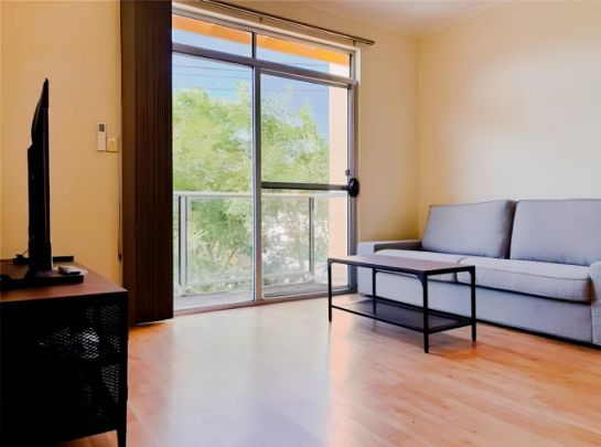 3b3b master room - Photo 1