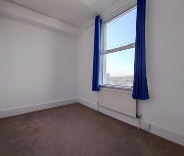 2 bedroom maisonette to rent - Photo 3