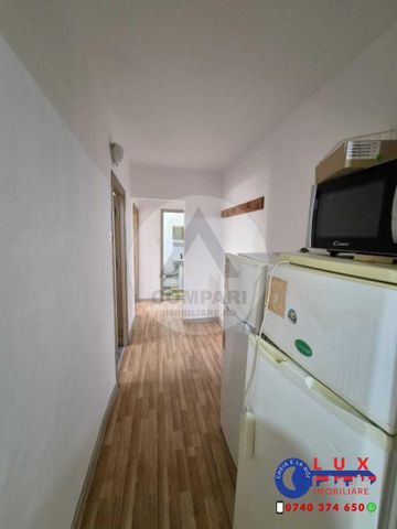 ID 675 DE ÎNCHIRIAT: APARTAMENT 4 CAMERE LA SUPER PREȚ - Fotografie 5