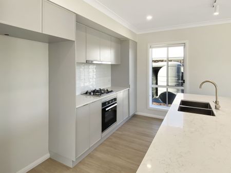 Modern Home in Prime Location Near Orana Mall - Photo 3
