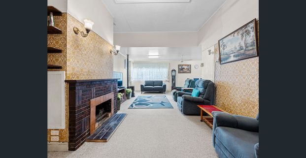 A Peaceful Retreat in the Heart of Warrnambool - Photo 1