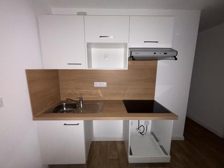 Location Appartement 3 pièces 59m² LES SORINIERES 44840 - Photo 3