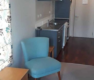 Great little studio in an excellent location - Photo 5