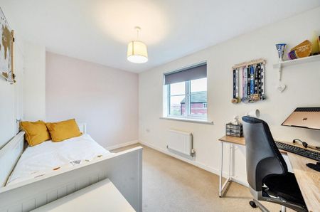 2 bedroom semi-detached house to rent - Photo 3