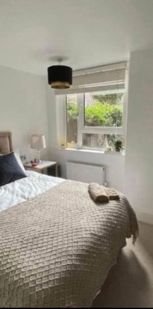 Room in a Shared House, Heights Way, LS12 - Photo 1