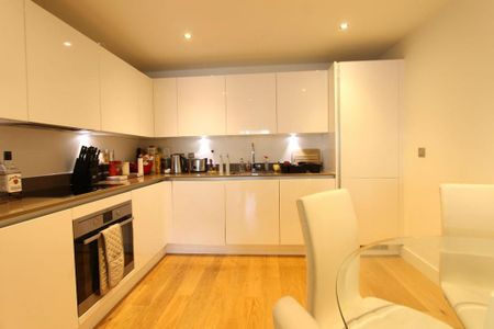 2 bedroom apartment to rent - Photo 2
