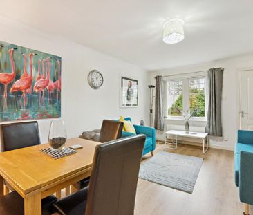 2 bedroom ground floor flat to rent - Photo 2