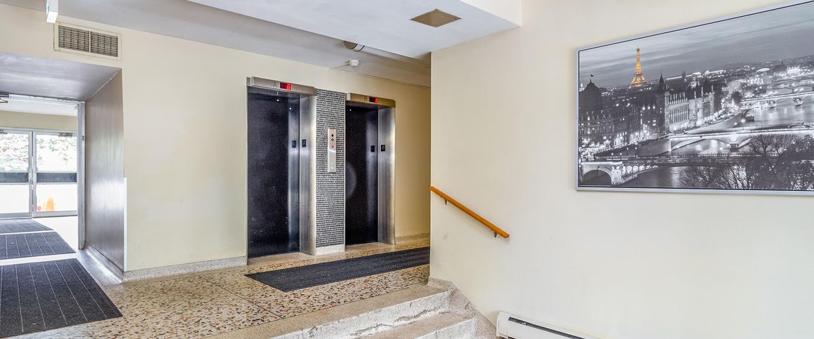 2095 Prospect St - Photo 1