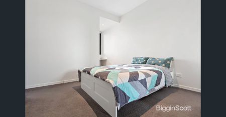 A Walk to Monash University - Photo 3