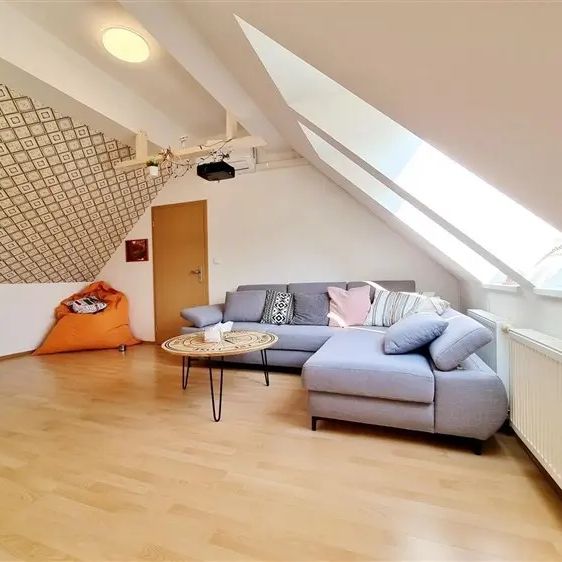 Kompletně zařízený mezonetový byt 4+kk, Praha 8 Libeň - Photo 1
