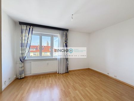 Location Appartement 3 pièces 77m² - Photo 2