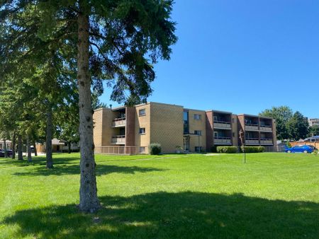 Two Bedroom Apartment - Photo 4