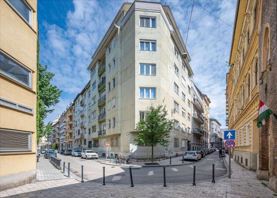 Kiadó felújított lakás - Budapest V. kerület - Fotó 1