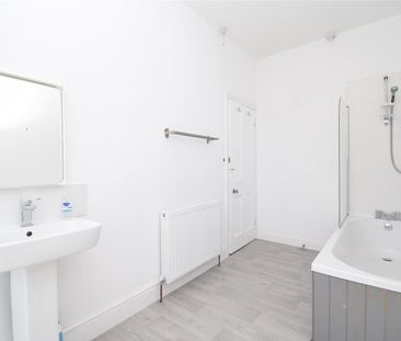 Agbrigg Road, Wakefield - Photo 1