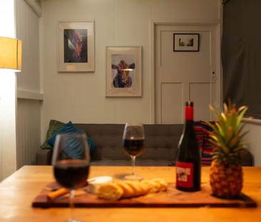 Perfect Location Fully Furnished Home - Photo 2