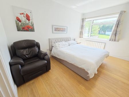 Witham Close, Ruskington, NG34 9HH, Sleaford - Photo 2