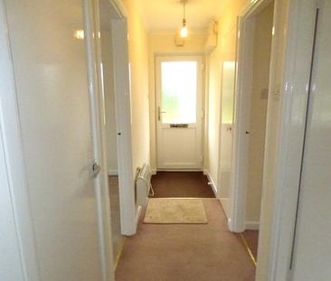 2 bedroom bungalow to rent - Photo 1