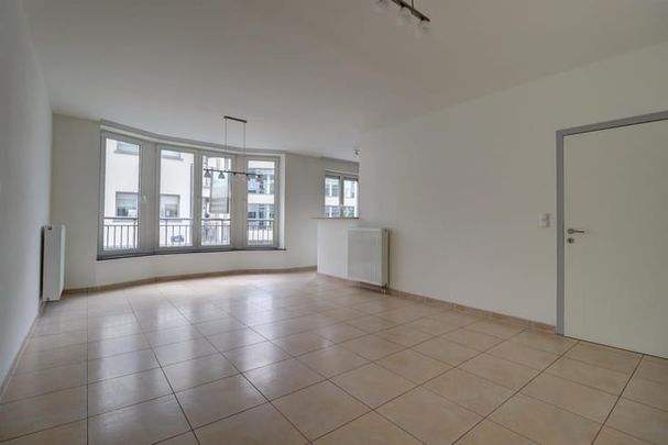 Appartement te huur - Photo 1