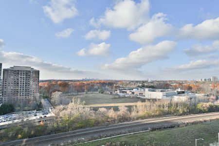 For Lease - 1 Quarrington Lane Unit# 1018, Toronto, Ontario - Photo 3