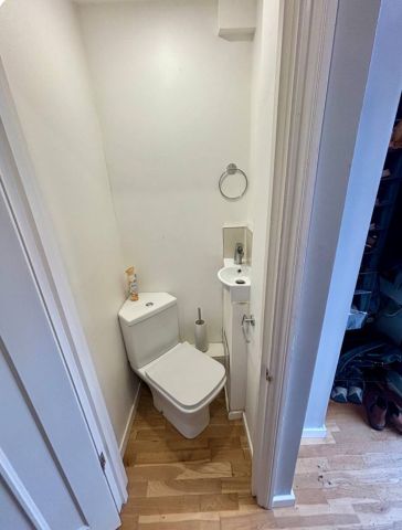 1 Bed Terraced House, St Frideswides Mews, E14 - Photo 4