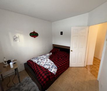 Grand 5 1/2 Style Condo à Louer. - Photo 2