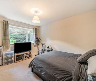 3 bedroom terraced house to rent - Photo 6