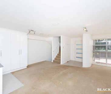 Modern Two-Story Townhouse In Prime Woden Location - Photo 1
