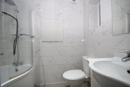 Whitehorse Lane, London, SE25, Property for rent - Photo 5