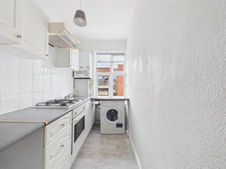 1 bedroom flat to rent - Photo 2