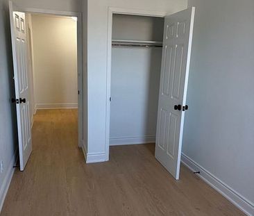 For Lease - 909A Danforth Avenue, Toronto, Ontario - Photo 4