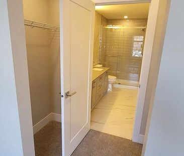 1702 17 Avenue Southwest condo — Calgary, AB (2-Bedroom) - 2 Bedroom - Photo 6