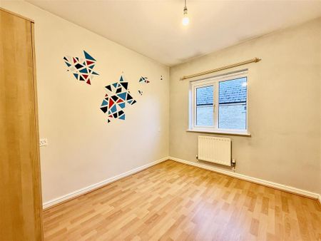 3 bedroom terraced house to rent - Photo 4