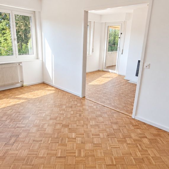 À louer - Joli appartement de 3 pièces partiellement rénové à La Tour-de-Peilz - Photo 1