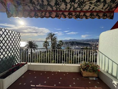 Location Appartement 3 pièces 76m² NICE 06300 - Photo 4