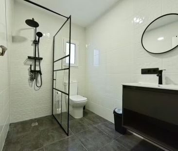 Carrer de Lleida, Valencia, Valencian Community 46009 - Foto 2