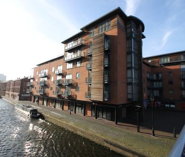 Canal Wharf, 18 Waterfront Walk, Birmingham City Centre - Photo 4