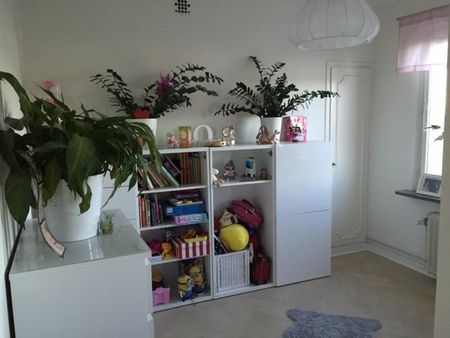 3 :A ETAGE LÄGENHET UTHYRES PÅ LILLA ESSINGEN - Photo 4