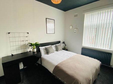 3 bedroom terraced house to rent - Photo 4