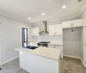 Four Bedroom Family Home - Photo 4