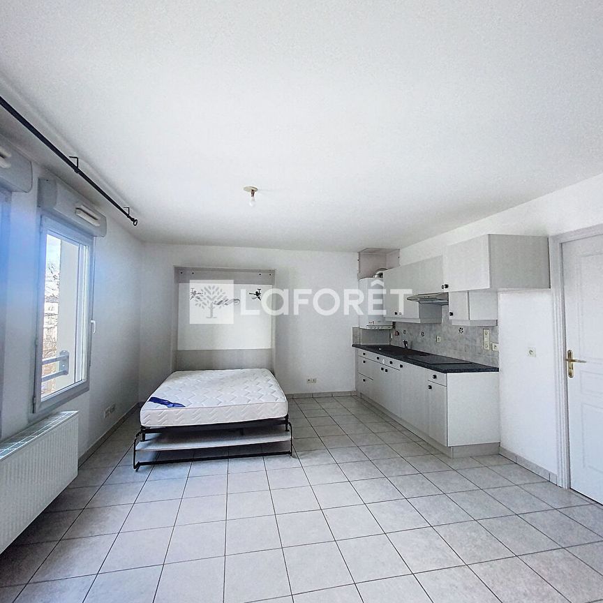 Apartment - Photo 1