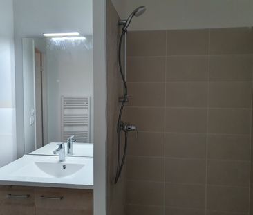 Location Appartement 1 pièce 29m² VALENCIENNES 59300 - Photo 2