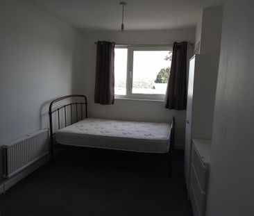 4 bedroom house share to rent - Photo 2