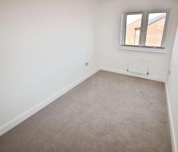 Harlaxton Crescent, Sleaford, NG34 - Photo 4