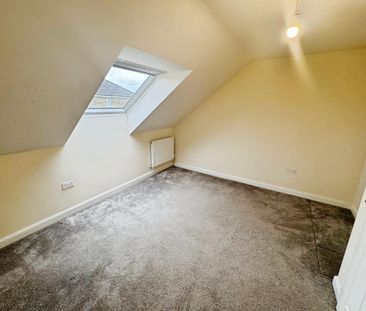 4 bedroom semi-detached house to rent - Photo 6