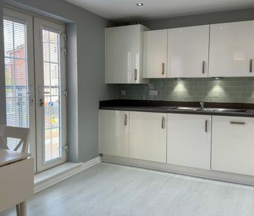 2 bedroom flat to rent - Photo 6