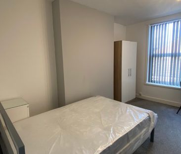 Harold Mount, Hyde Park, LS6 1PW - Photo 5
